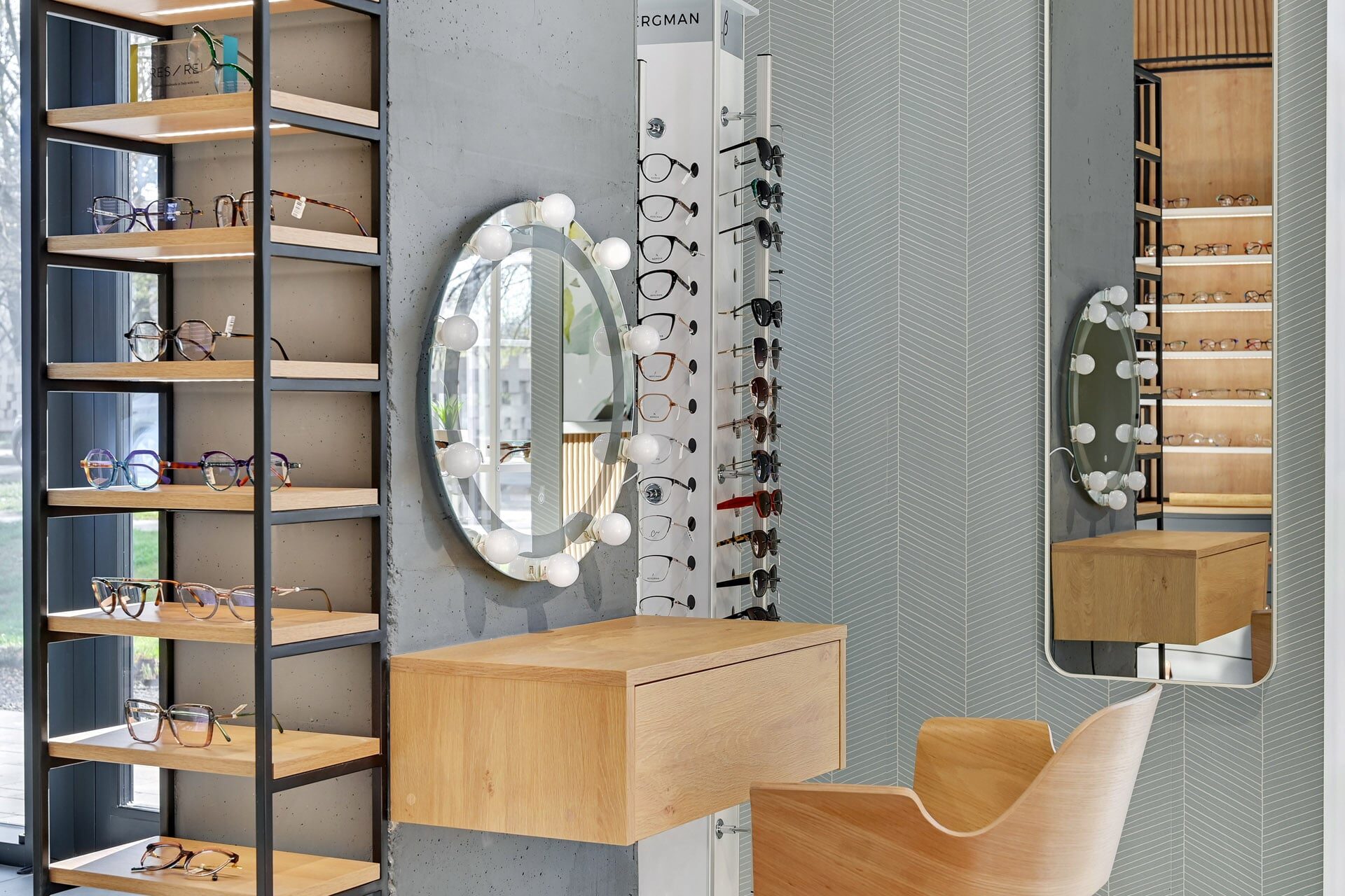 Salon optyczny Gdańsk Wrzeszcz – modne oprawki i dobór soczewek