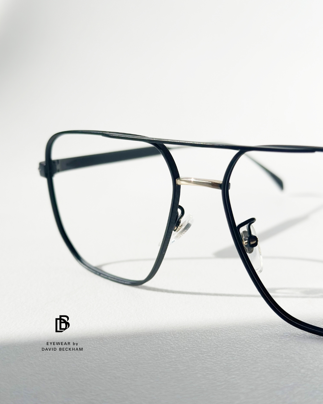 Męskie czarne okulary korekcyjne David Beckham w stylu aviator